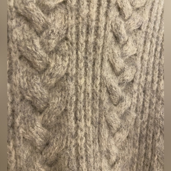 Vintage Pendleton Cableknit Sweater - Picture 2 of 4